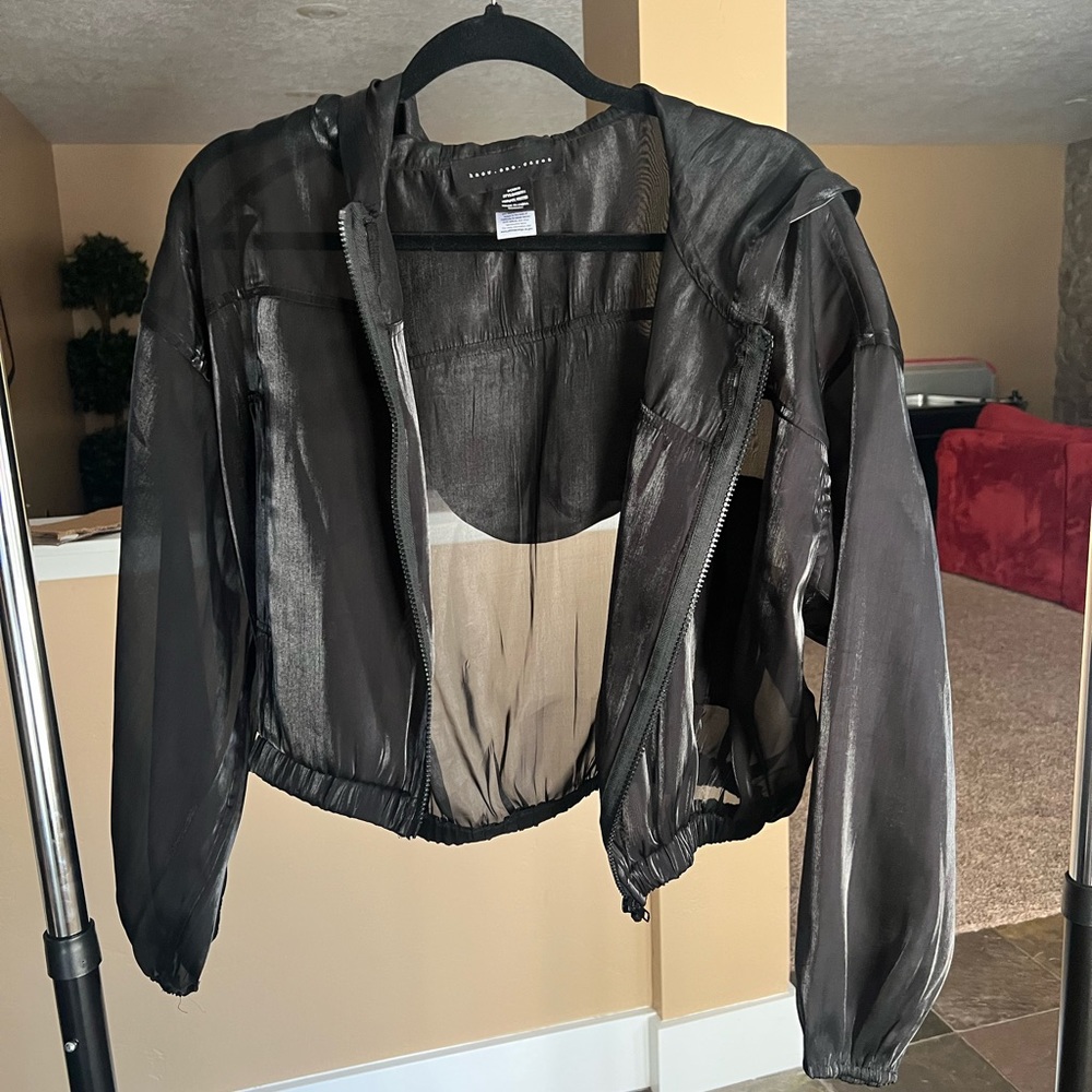 Mesh Zip up jacket!